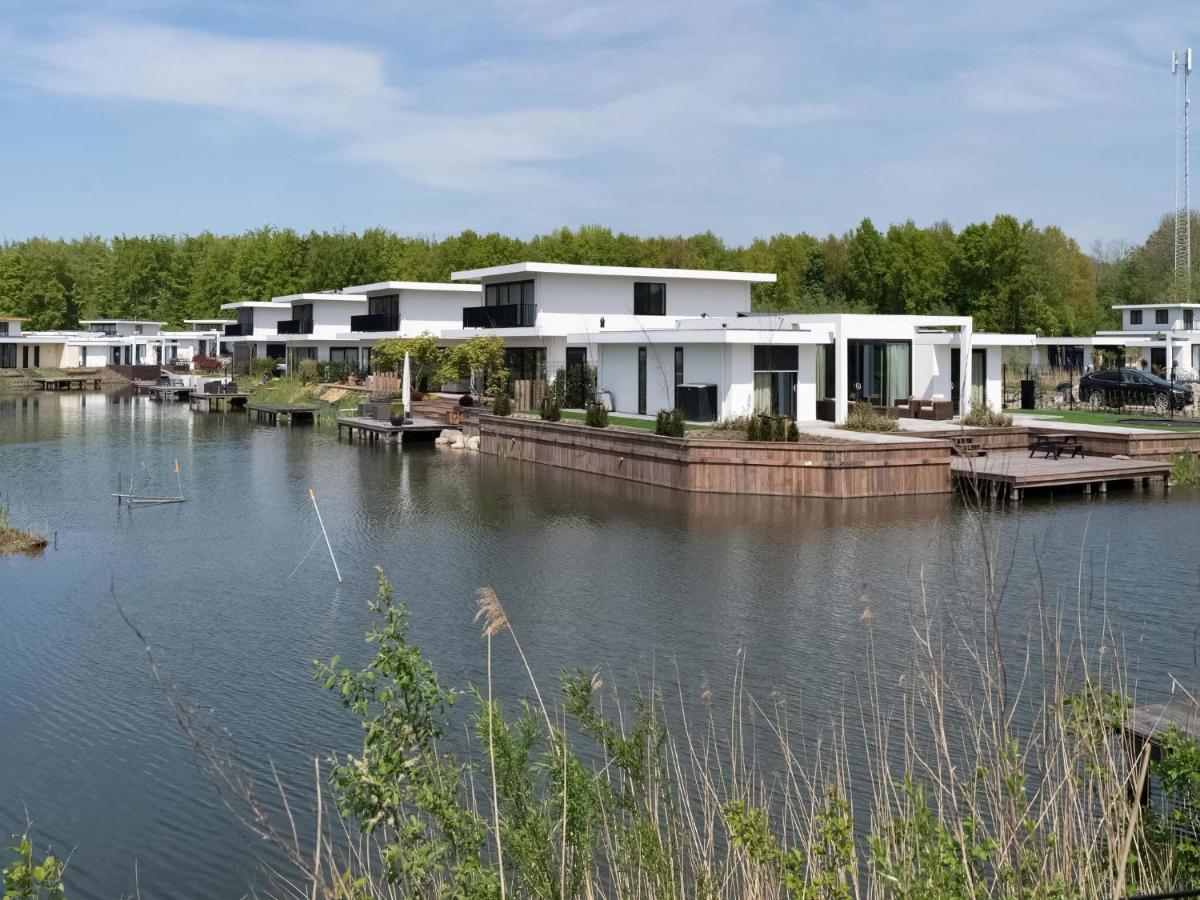 Swanky Villa In Zeewolde With Garden Exterior photo